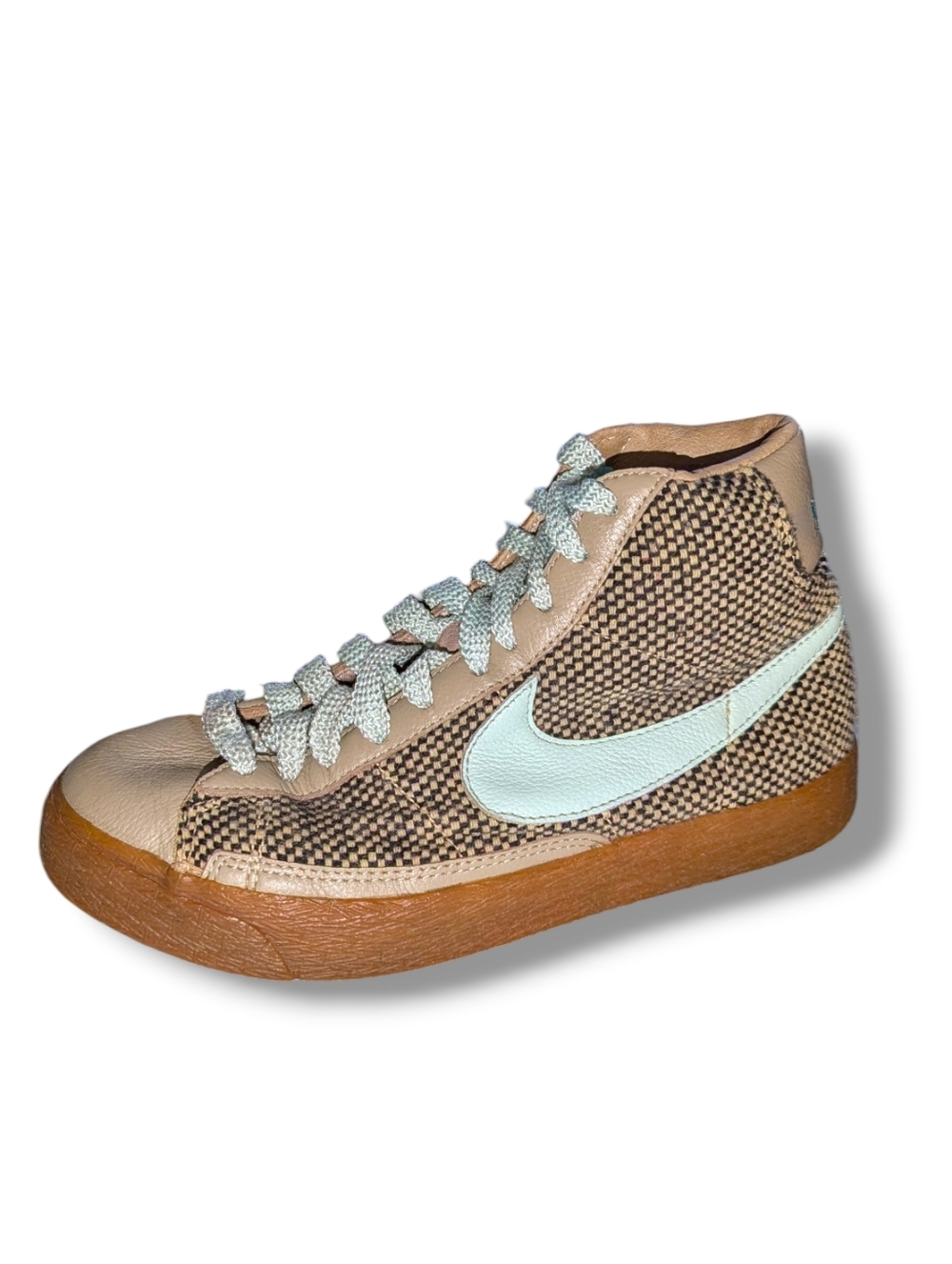 SOLD - NIKE Blazer Mid '73 in Khaki/Igloo Aloe Size 8